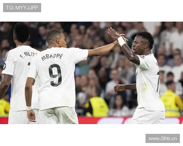 卡马文加与楚阿梅尼持续提升,助力皇马在新赛季中表现稳健 卡马文加与楚阿梅尼持续提升,助力皇马在新赛季中表现稳健