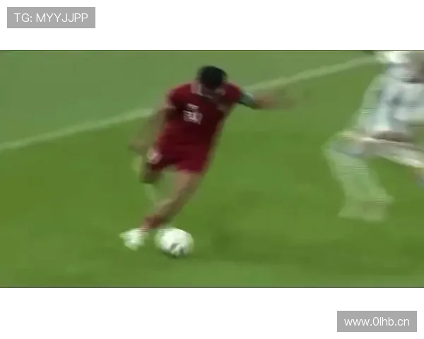 加纳乔无球跑动与反击冲击力解析