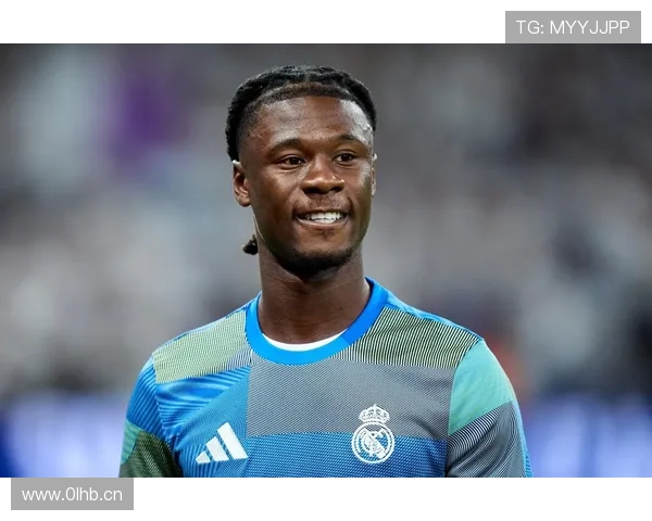 卡马文加与托纳利:新一代中场核心能力对比分析 卡马文加与托纳利:新一代中场核心能力对比分析